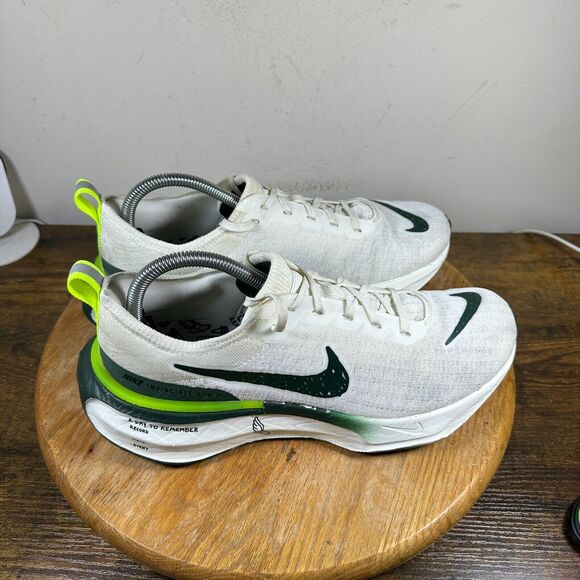 Nike ZoomX Invincible Run Flyknit 3 White Men's Size 9 Shoe Sneakers FZ4018-100 - Picture 1 of 9